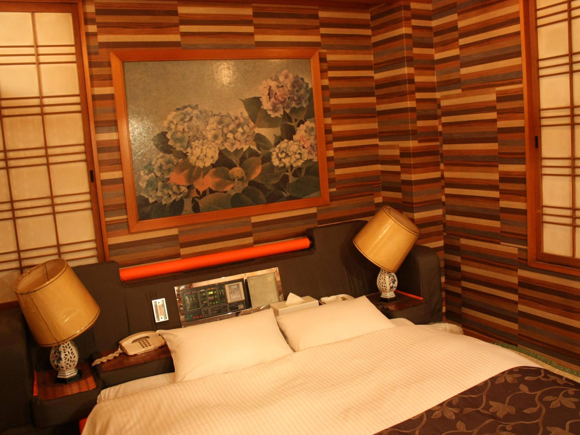 Parco (adults Only) Love hotel